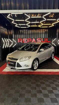 FORD FOCUS 2.0 SE SEDAN 16V FLEX 4P AUTOMÁTICO FORD FOCUS 2.0 SE SEDAN 16V FLEX 4P AUTOMÁTICO